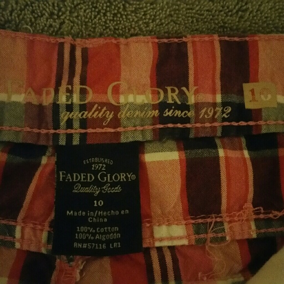 Shorts - Picture 2 of 2